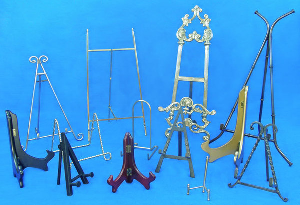 7 Clever Ways to Use Easels